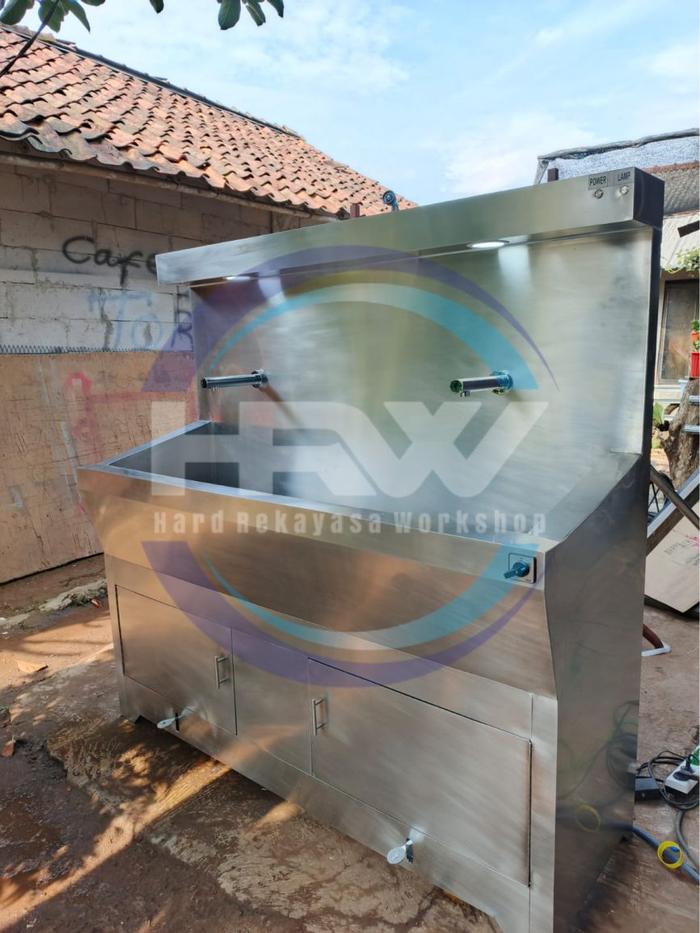 Scrub Station Stainless Steel 2 Person with Water Heater - Image 2