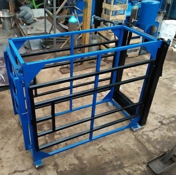Kandang Jepit Sapi Sederhana - Alat Kandang Jepit Sapi Lokal - Image 2